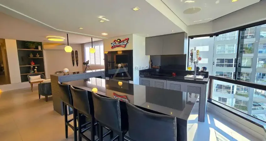 Apartamento com 04 suítes - Avenida Atlântica - Balneário Camboriú