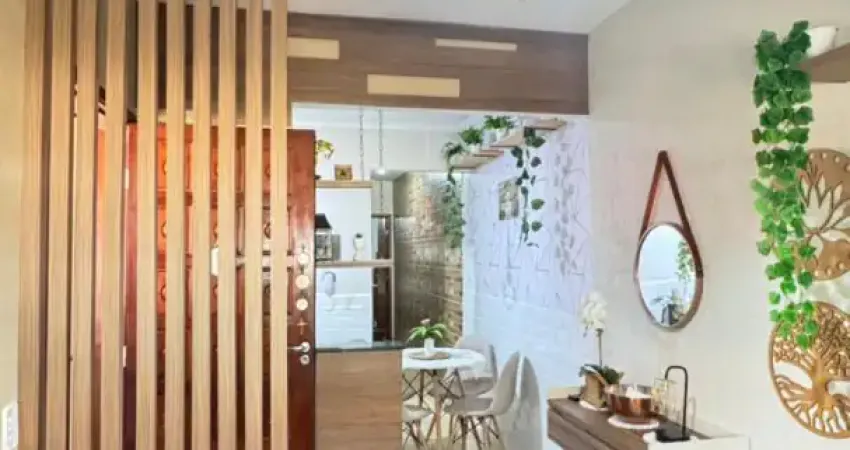 Casa Geminada em condominio fechado semi mobiliada excelente