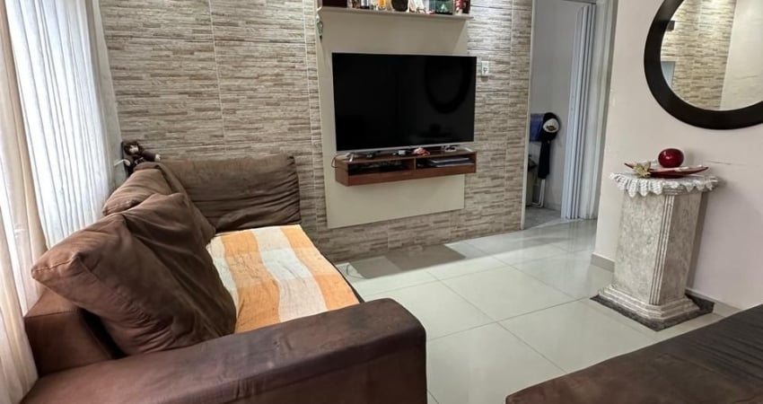 Apartamento no BNH 1º andar, plano 2, 2 quartos, 1 vaga, Bairro: Aparecida, Santos/SP