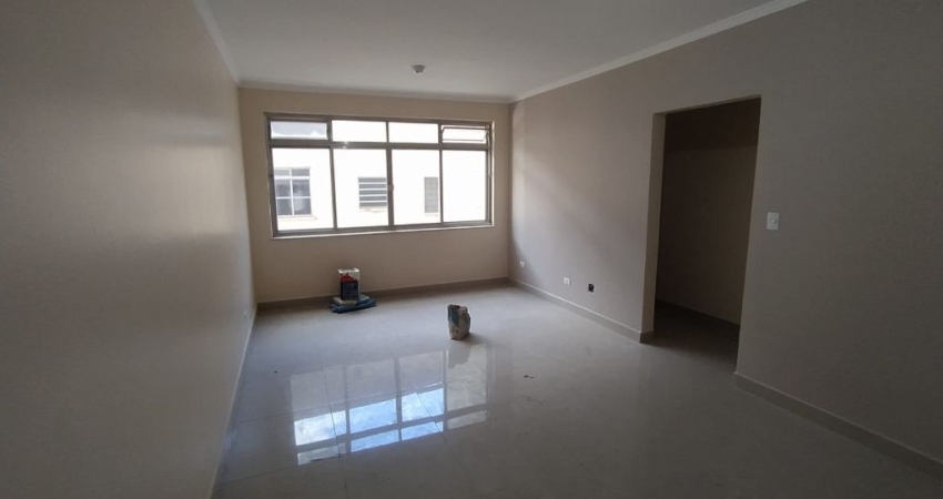 2 quartos, Elevador, Portaria 24H, 1 garagem Privativa, Bairro: Campo Grande / Marapé , Santos/SP