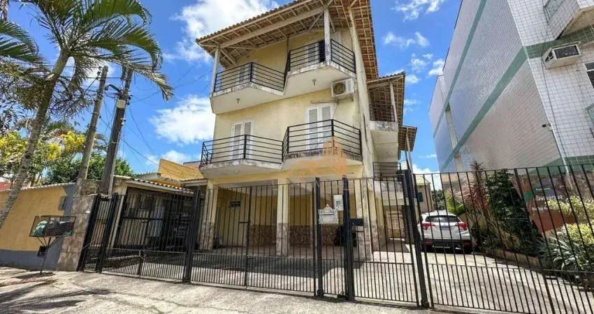 Apartamento com 2 dormitórios para alugar, 54 m² por r$ 1.900,00/mês - fluminense - são pedro da aldeia/rj