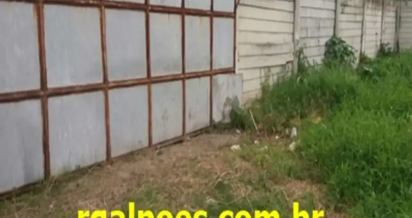 Terreno à venda na Rua Florianópolis, 276, Vila São Judas Tadeu, Duque de Caxias