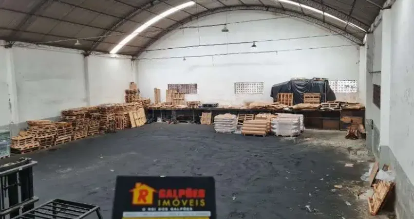 Barracão / Galpão / Depósito com 2 salas para alugar na Rua Cajá, 111, Penha, Rio de Janeiro