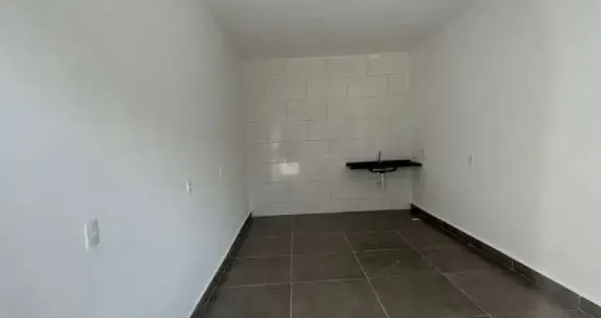 Barracão / Galpão / Depósito com 2 salas para alugar na Rua Maciel Soares, 665, Comendador Soares, Nova Iguaçu