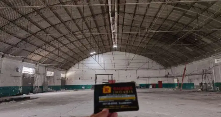 Barracão / Galpão / Depósito com 2 salas para alugar na Rodovia Presidente Dutra, 321, Austin, Nova Iguaçu