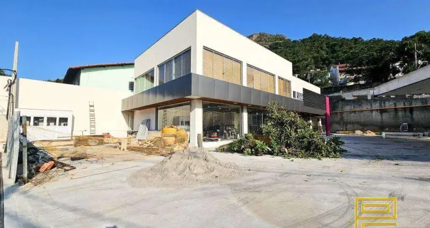 Loja em Posto Ipiranga para alugar em São Francisco - Niterói/RJ, 115 m² por R$ 15.000/mês
