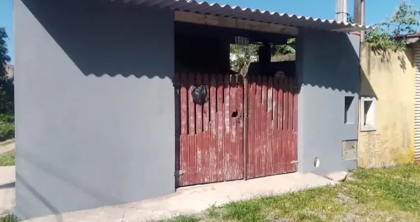 Vende-se casa em itanhaém, lado praia, no bairro luizamar, r$ 80 mil!!