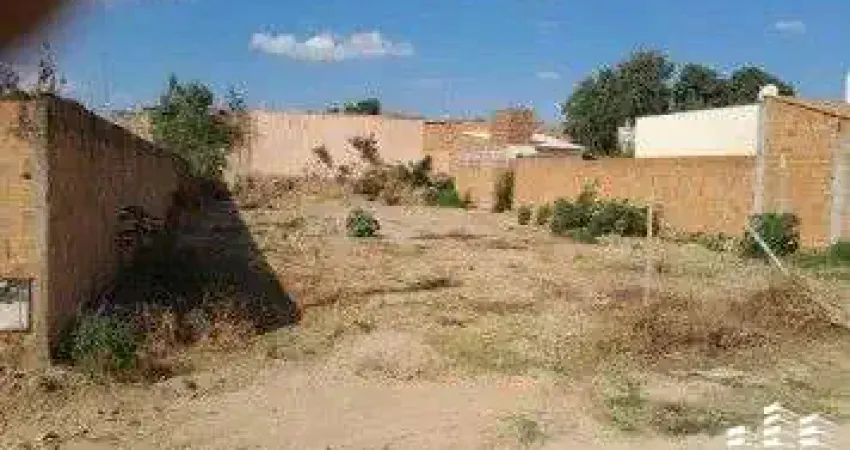 Terreno à venda na Rua Osvaldo Cardoso Primo, Santo Antônio, Janaúba
