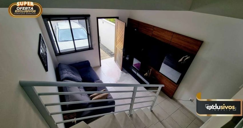 Sobrado semi mobiliado com 2 quartos próximo à Panificadora da Vila, no Costa e Silva em Joinville