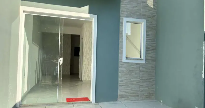 Sobrado Geminado a venda no bairro Floresta por R$ 375.000,00