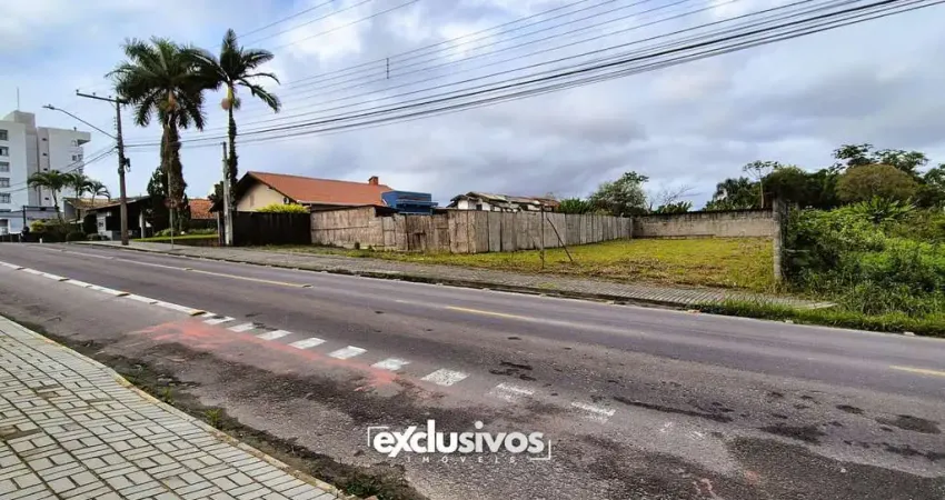 Terreno plano de 390m² à venda no Bairro Glória  em Joinville/SC
