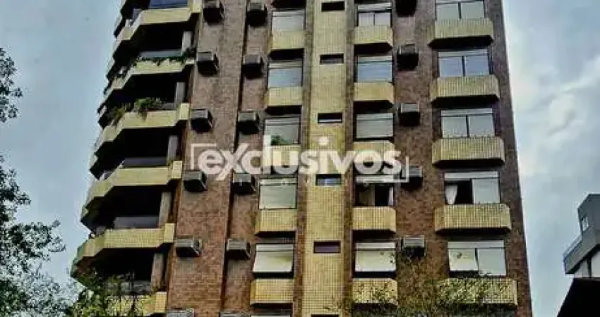 Luxo e Conforto no Coração de Joinville - 1 Suíte mais 2, 178m², Vista Privilegiada!