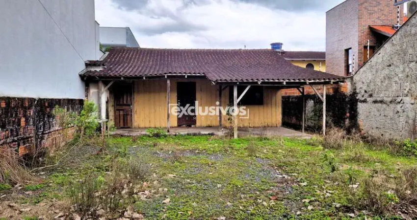 Terreno Plano com 240m²  à Venda na Rua das Labiattas, Vila Nova - Joinville/SC por apenas R$ 325.000,00