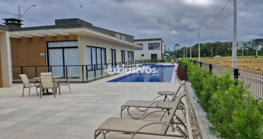 Terreno a venda em Condomínio fechado com 200m²  na praia de Barra de  Itapocu
