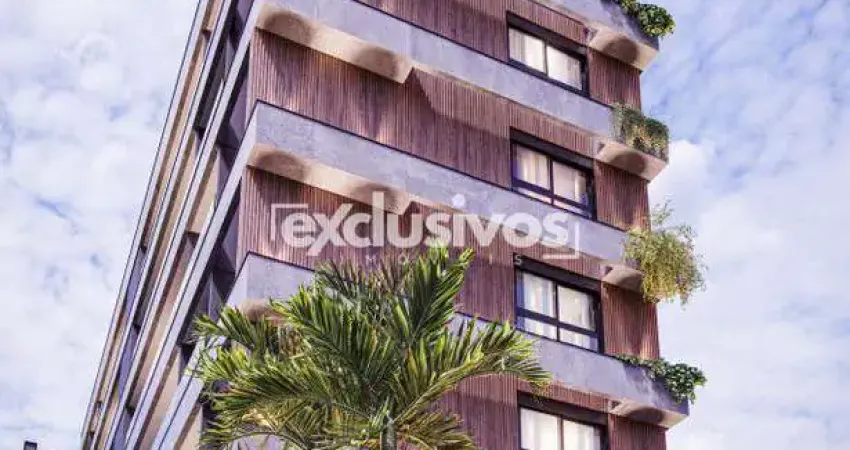 Apartamento Giardino com 04 dormitórios e 157m² privativos no bairro América, Joinville/SC