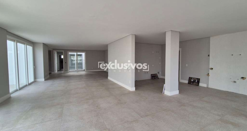 Cobertura plana com 3 suítes e 349m² no Belmond Residence, bairro Santo Antônio, Joinville/SC