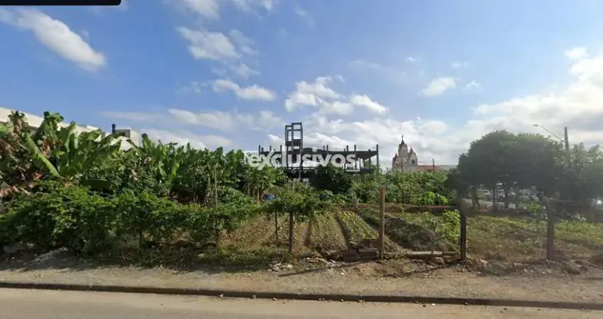 Casa comercial à venda no Jardim Iririú, Joinville 
