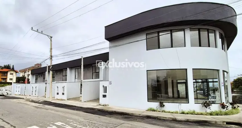 Lindo sobrado com 2 suítes à venda no costa e silva  por r$ 450.000,00*