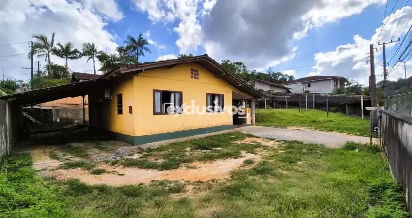 Terreno plano de 1.056m² na Rua Minas Gerais no bairro Nova Brasília em Joiinville/SC