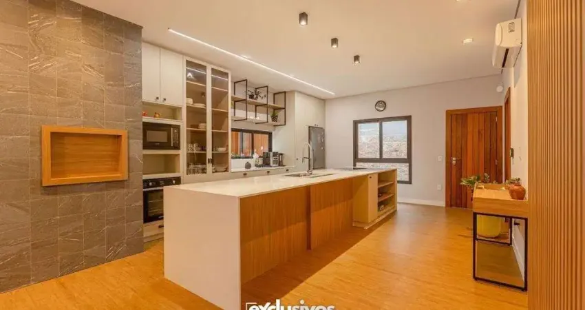 Casa com 4 quartos à venda na Rua Visconde de Mauá, 1223, América, Joinville