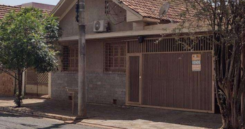 Casa com 2 dormitórios à venda, 115 m² por R$ 350.000,00 - Centro - Barretos/SP