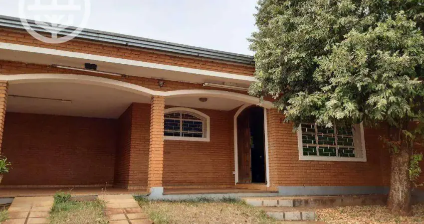 Casa com 4 dormitórios à venda, 209 m² por R$ 1.100.000,00 - São José - Barretos/SP