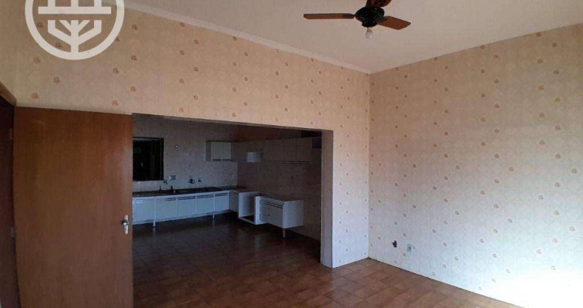 Casa com 3 dormitórios para alugar, 208 m² por R$ 5.330,00/mês - Centro - Barretos/SP