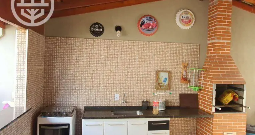Casa com 3 dormitórios à venda, 182 m² por R$ 550.000,00 - Residencial Jockey Club - Barretos/SP