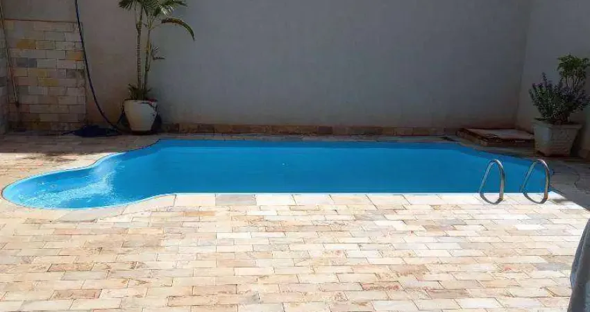 Casa com 4 dormitórios à venda, 185 m² por R$ 825.000,00 - Cristiano de Carvalho - Barretos/SP