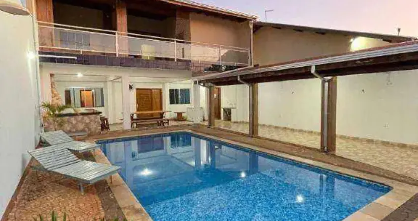 Casa com 3 dormitórios à venda, 220 m² por R$ 650.000,00 - Mais Parque - Barretos/SP