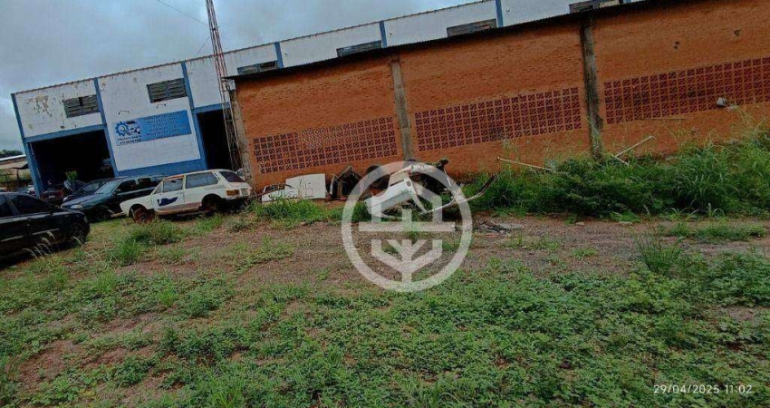 Barracão à venda, 616 m² por R$ 2.200.000,00 - Santa Lucia - Colina/SP