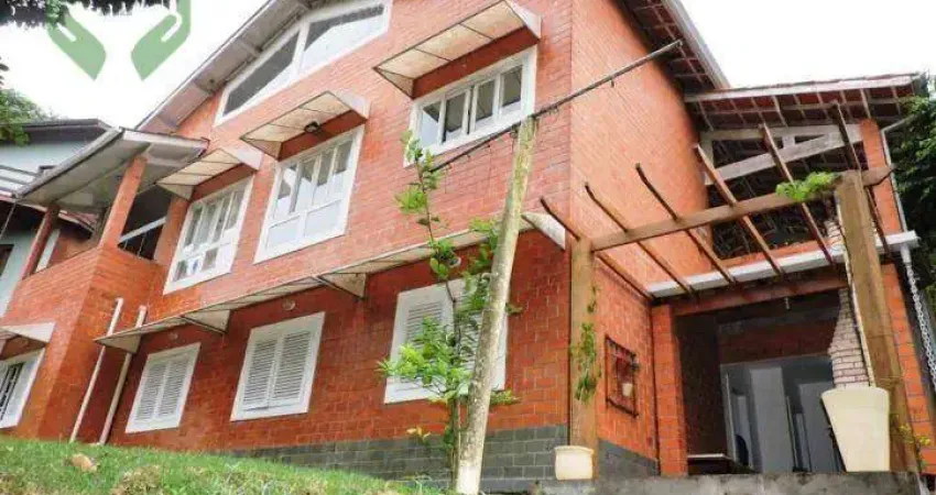 Sobrado à venda, 205 m² por R$ 1.150.000,00 - Parque das Artes - Embu das Artes/SP