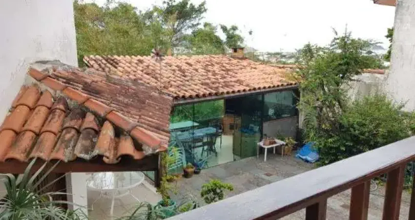 Casa com 5 quartos à venda em Camboinhas, Niterói 