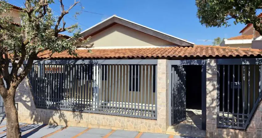Casa 02 dormitórios com suíte para locação no bairro Santos Dumont - São José do Rio Preto/SP