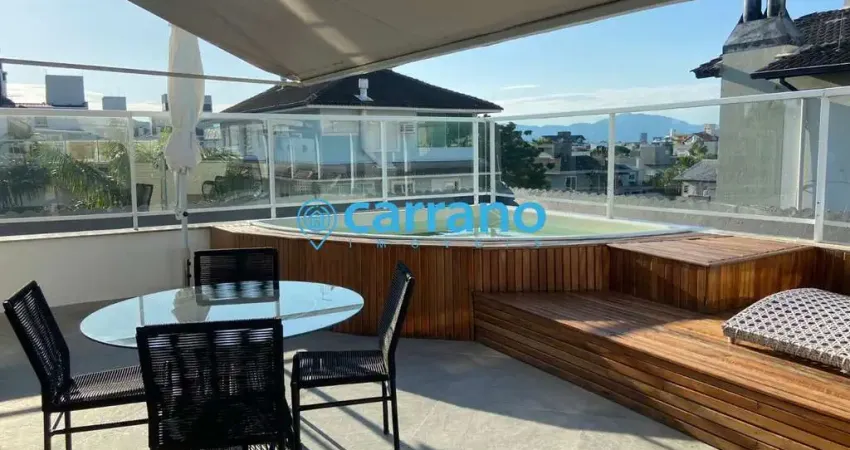 Cobertura à venda em Jurerê, Florianópolis-SC: 2 quartos, 1 suíte, 2 salas, 2 banheiros, 2 vagas de garagem, 163,83 m² de área.