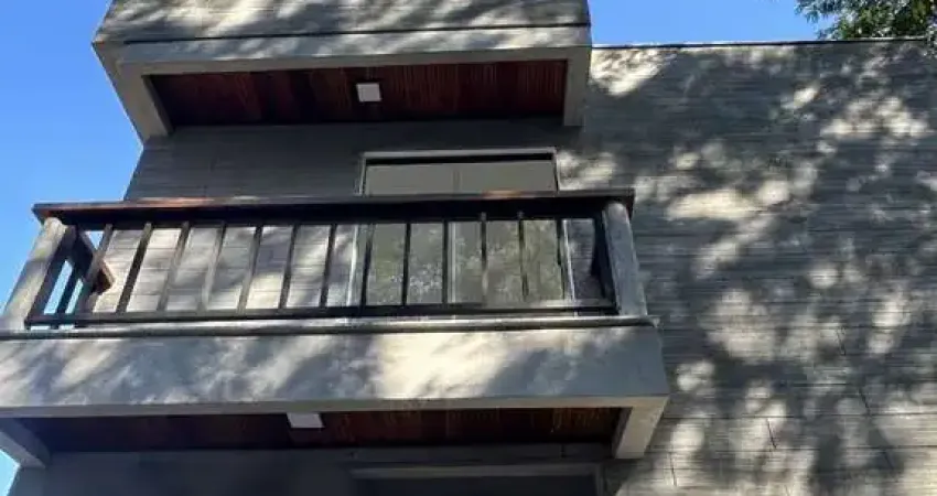 Casa com 3 quartos para alugar na Rua 61, Itaipu, Niterói