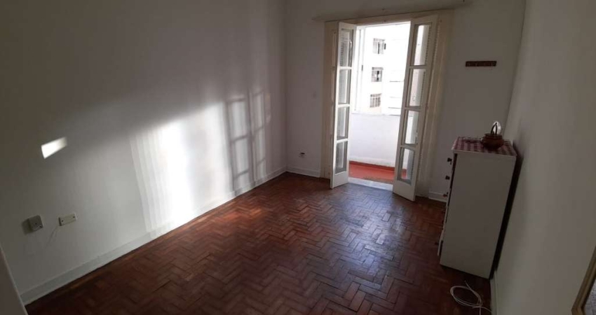 Apartamento à venda em Santos-SP, no Boqueirão: 1 quarto, 1 banheiro, 30m² de área. Venha conferir!