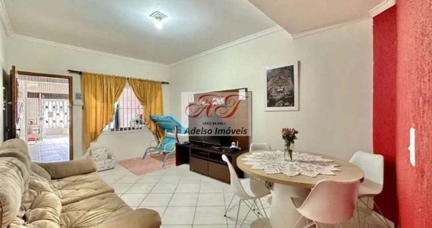 Casa à venda em Praia Grande-SP, Canto do Forte: 3 quartos, 2 salas, 3 banheiros, 2 vagas. Aproveite!