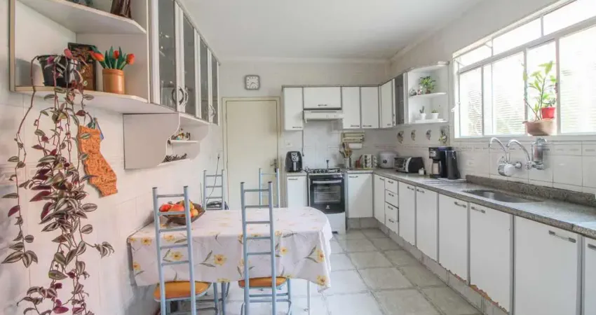 Casa À VENDA, 248 m² - 3 dormitórios por R$ 630.000 - Jardim Faculdade - Sorocaba/SP