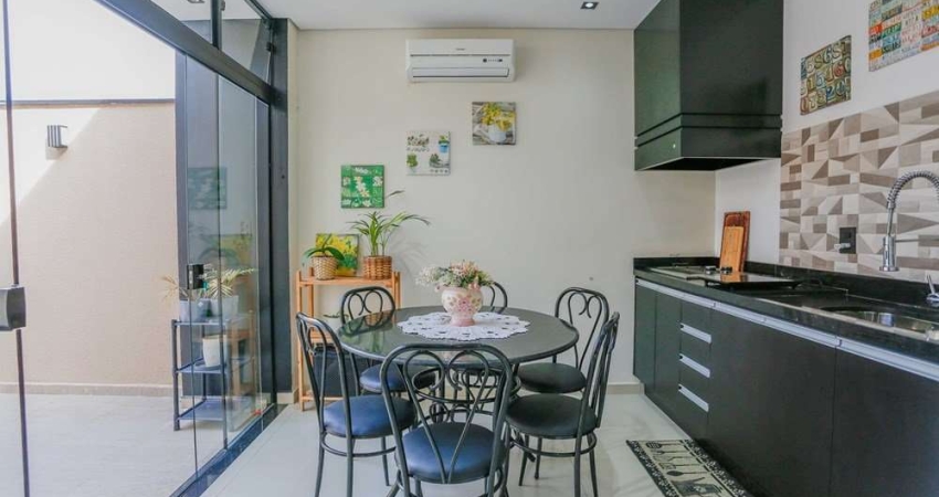 Casa à venda, 120m - 3 Dorm. 1 suíte - R$ 630.000 - Cond. Horto Vilagio - Sorocaba SP