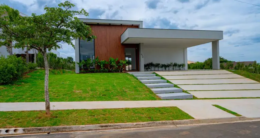 Casa à Venda, 378m - 3 Suites - R$ 2.990.000 - Cond. Saint Charbel - Araçoiaba da Serra SP