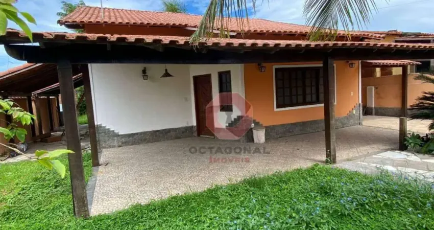 Casa com 3 dormitórios à venda, 209 m² por R$ 594.000,00 - Itaipuaçu - Maricá/RJ