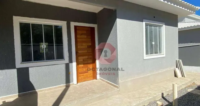 Casa com 2 dormitórios à venda, 150 m² por R$ 340.000,00 - São José do Imbassaí - Maricá/RJ