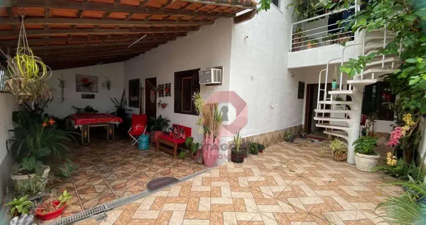 Casa com 3 quartos à venda, 100 m² por R$ 650.000 - Jardim Atlântico Central (Itaipuaçu) - Maricá/RJ