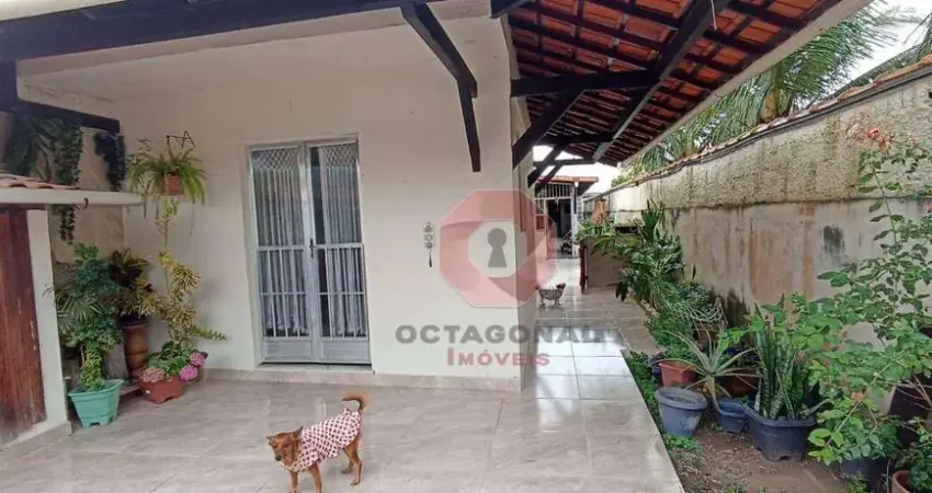 Casa com 4 quartos à venda, 276 m² por R$ 360.000 - Jardim Atlântico Leste (Itaipuaçu) - Maricá/RJ