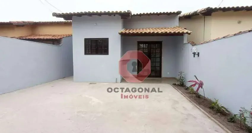 Casa com 2 dormitórios à venda, 60 m² por R$ 390.000 - Jardim Atlântico Central (Itaipuaçu) - Maricá/RJ