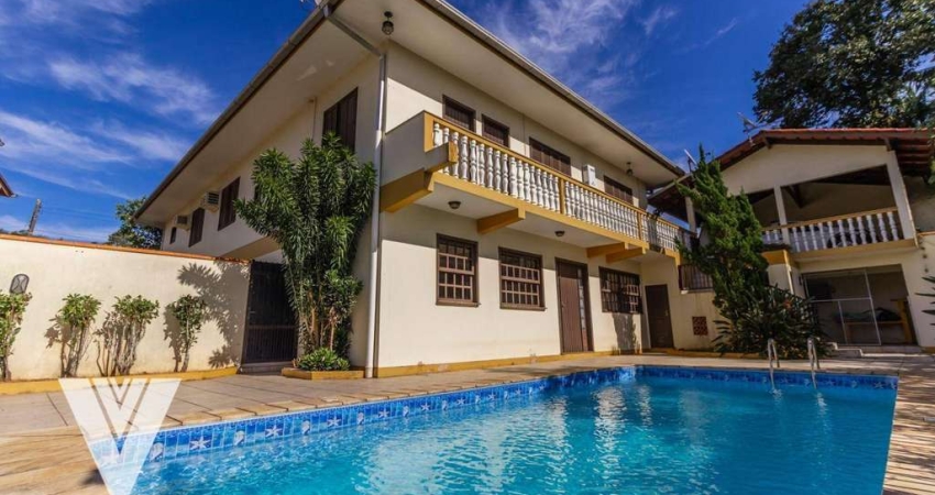 Casa com 3 dormitórios, sendo 1 suíte para alugar, 190 m² por R$ 4.620/mês - Bela Vista - Gaspar/SC