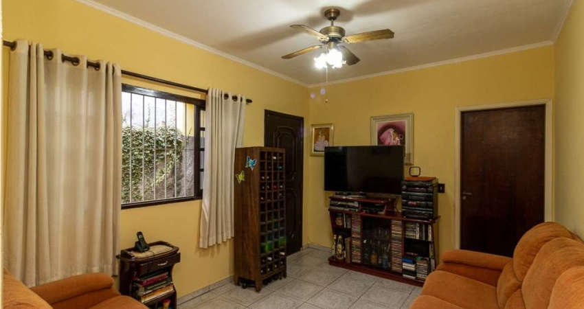 Casa tipo para venda com 2 quartos, sendo 1 suíte, 84m²