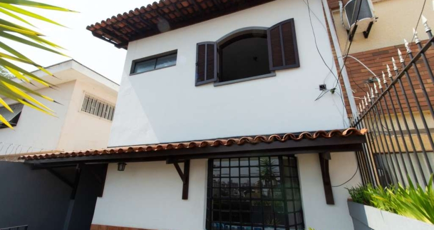 Casa tipo para venda com 3 quartos, 191m²