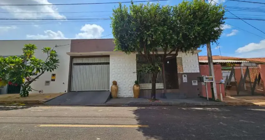 Casa tipo para venda em Loteamento Zé Sobrinho com 3 quartos, sendo 1 suíte, 244m²